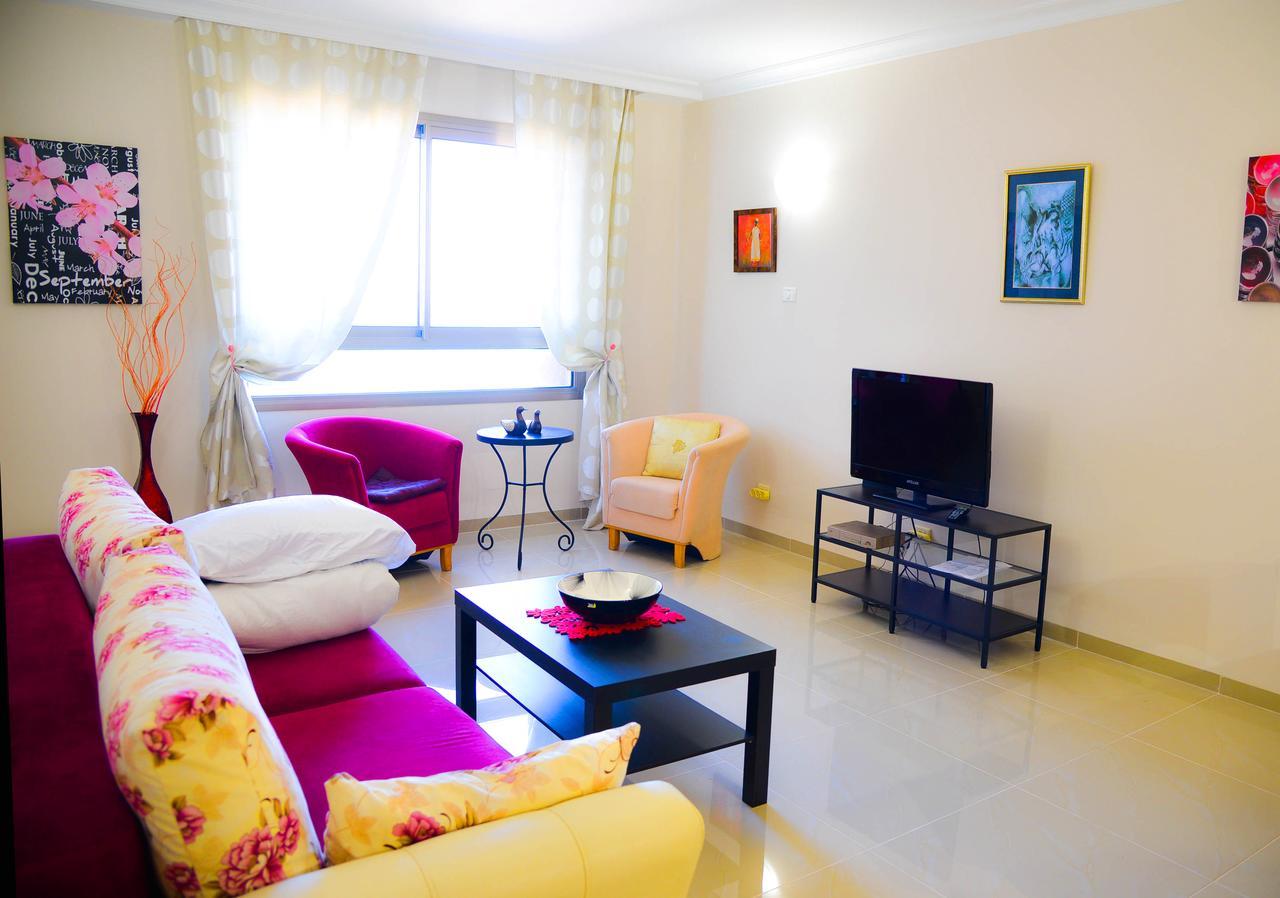 Apartments On The Beach Хайфа Екстер'єр фото